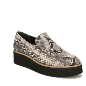 VINCE size 8 Zeta Loafers